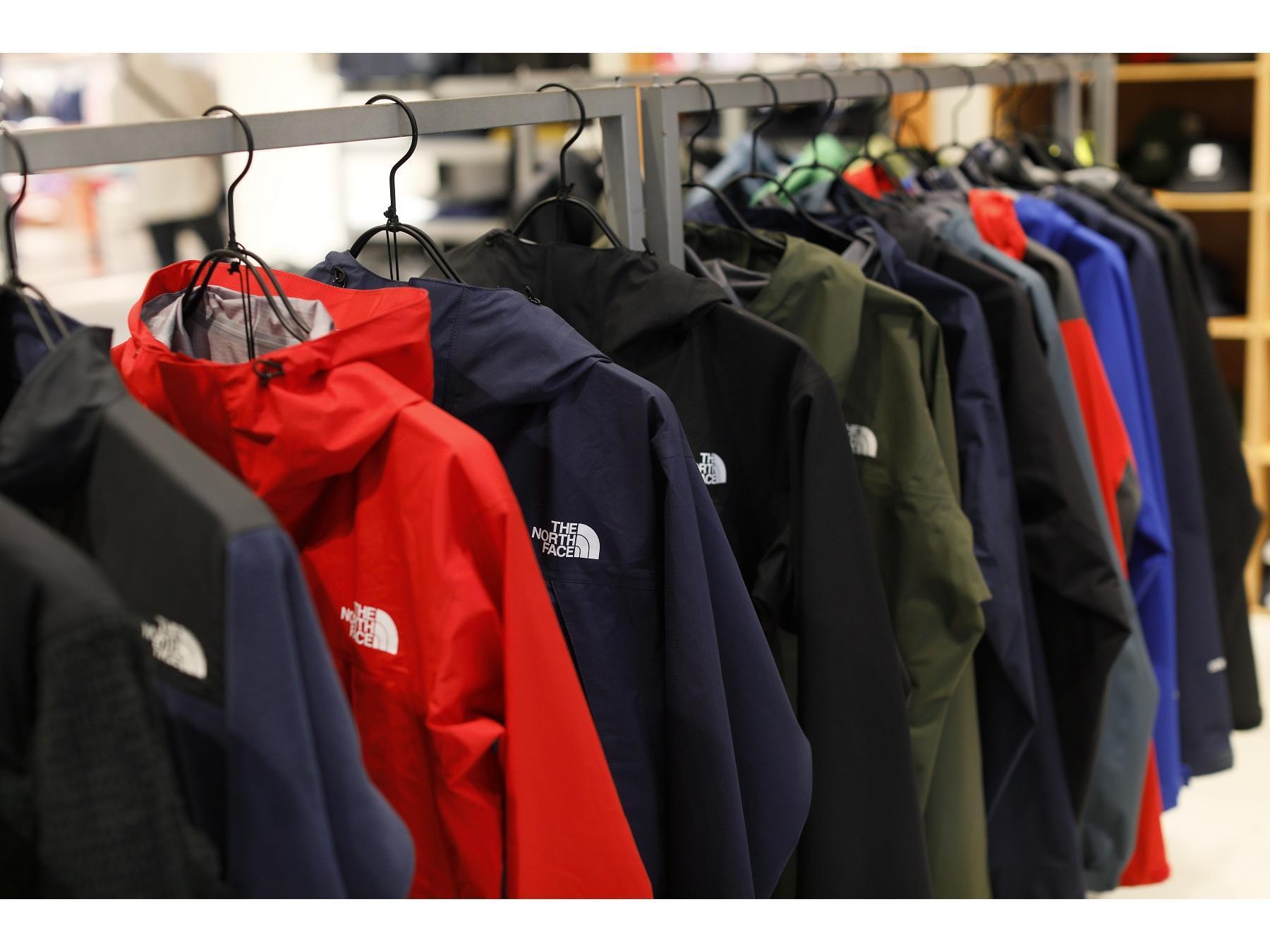 スポーツ アウトドアのウェア グッズの販売 Twc