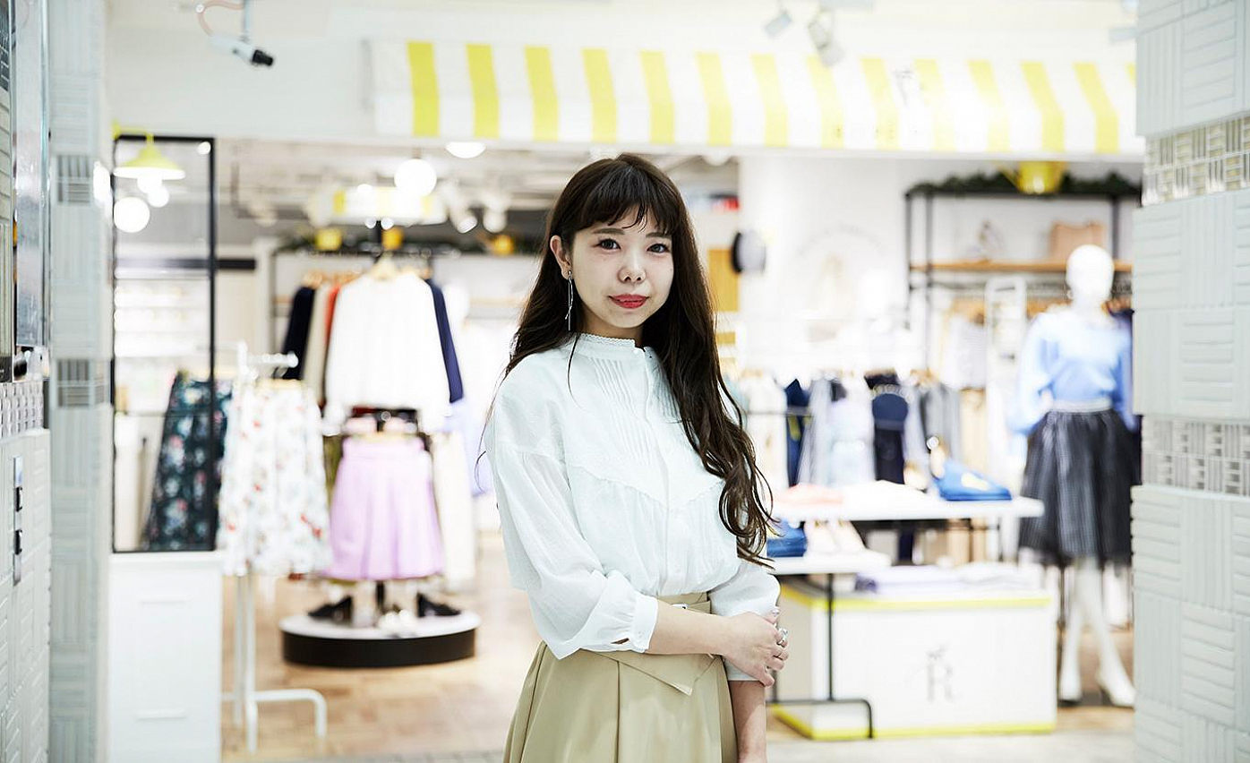 週3日 1日4時間 勤務ok 洗練されたエレガンス 清潔感のあるスタイル 販売 Twc